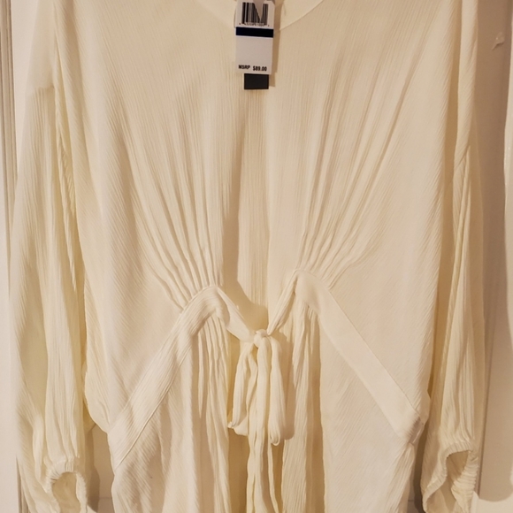 Plus size blouse - Picture 1 of 2